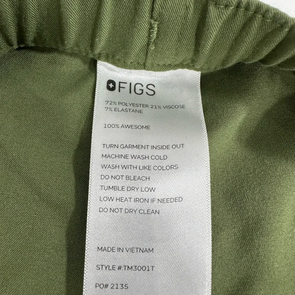 Figs Cairo cargo scrub pants green size L
